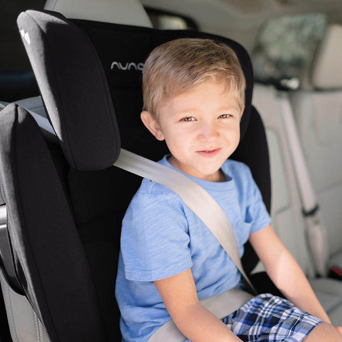 Aace Booster Car Seat FR Free by Nuna - Image 3