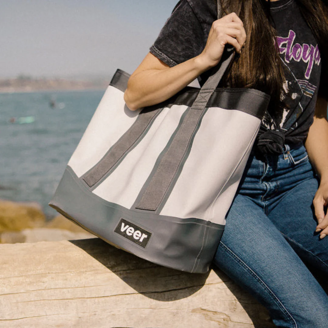 Adventure Tote by Veer - Image 2