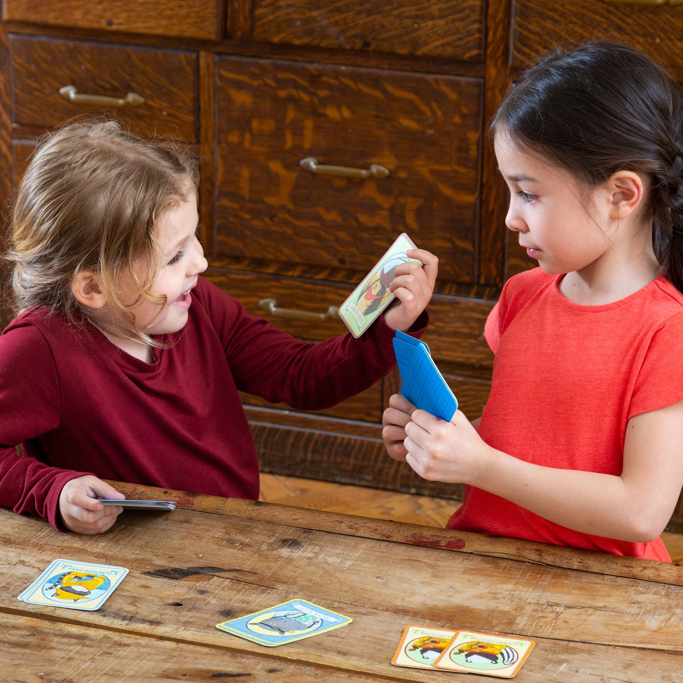 Animal Old Maid Playing Cards by Eeboo - Image 3