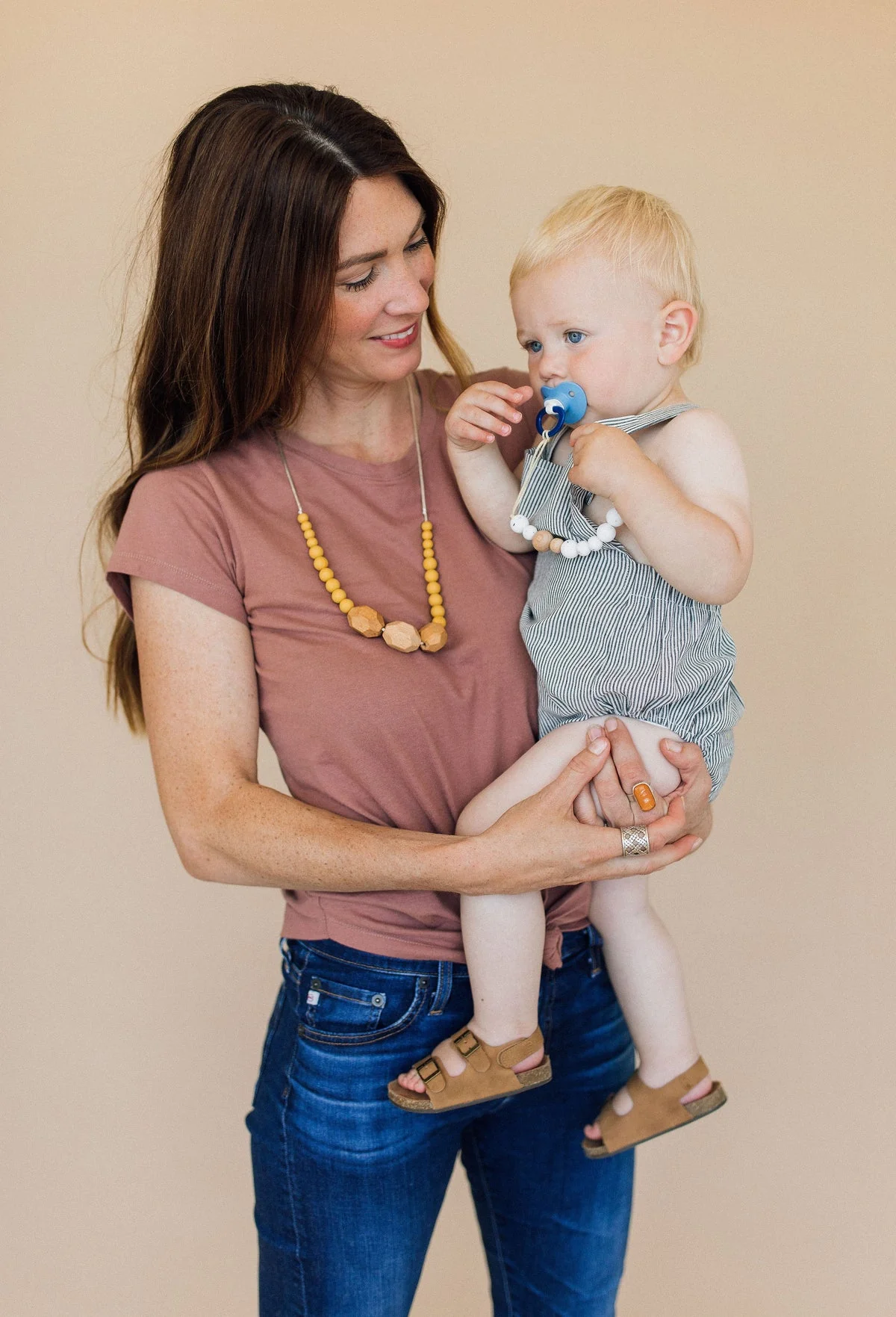 Austin Teething Necklace - Mustard by Chewable Charm - Image 2