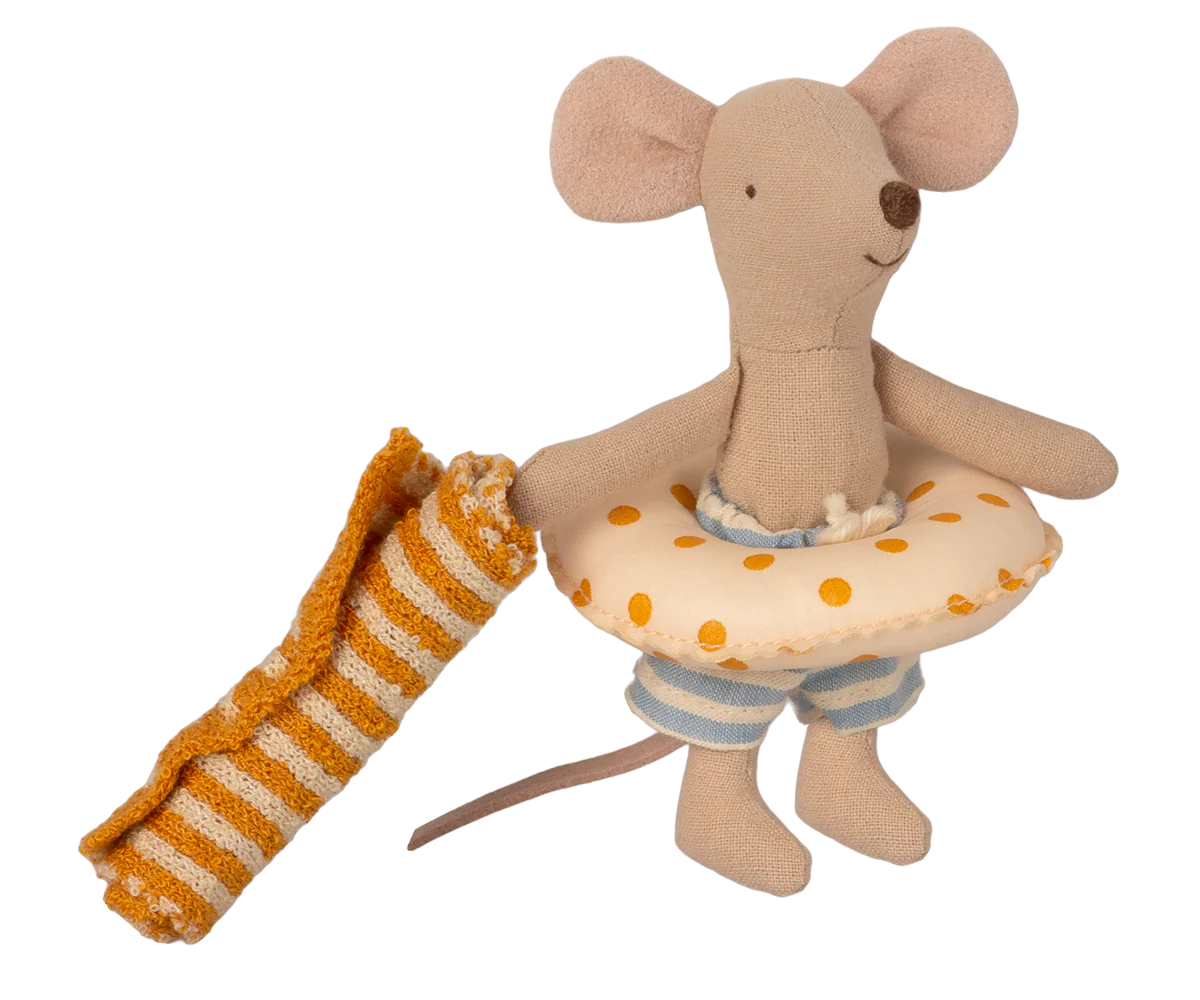 Beach Mouse - Little Brother in Cabin by Maileg - Image 5