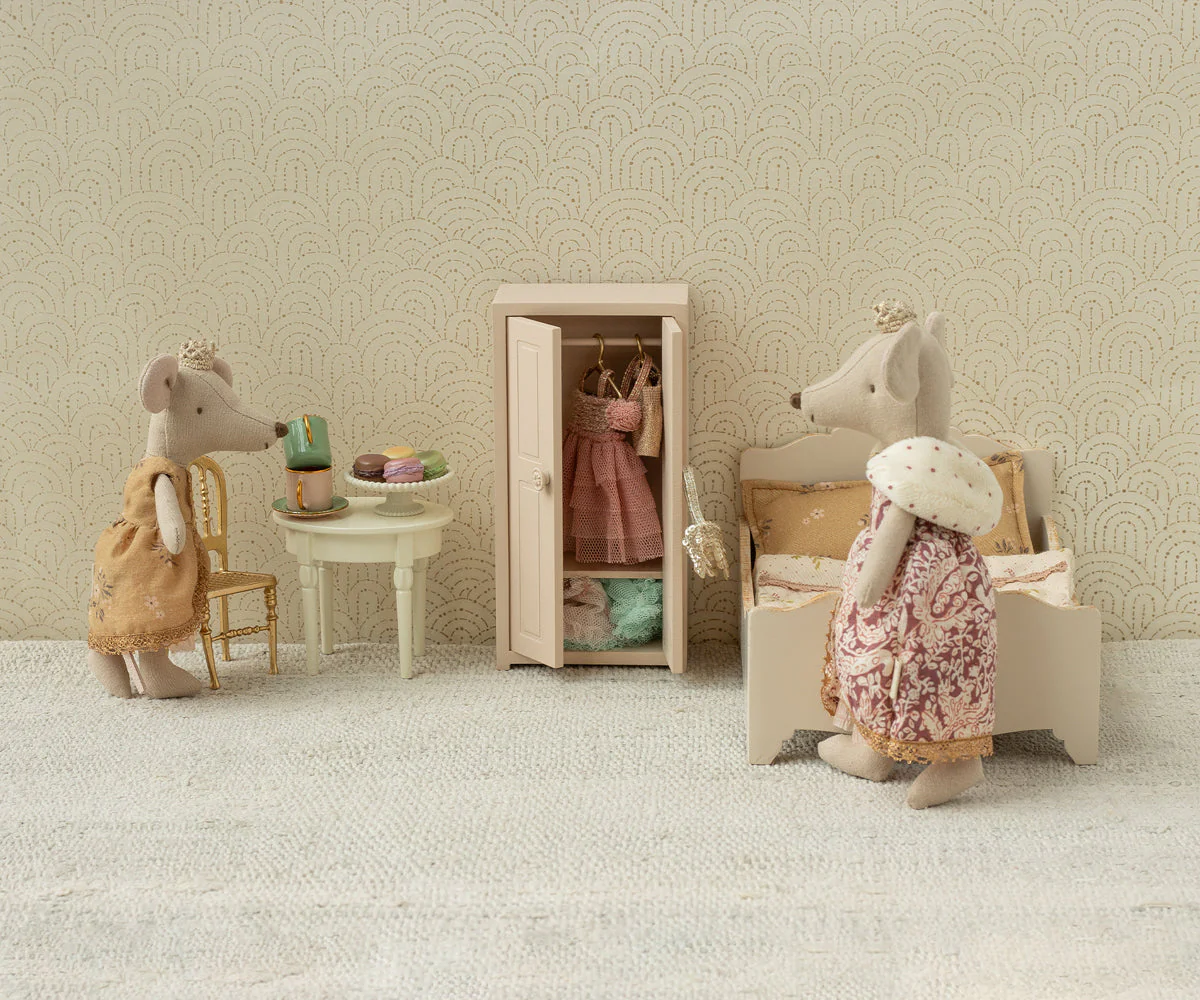 Bed, Mouse - Off White by Maileg - Image 3