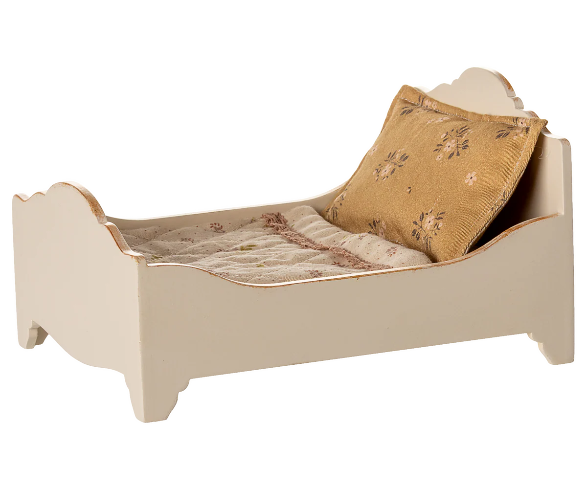 Bed, Mouse - Off White by Maileg - Image 4