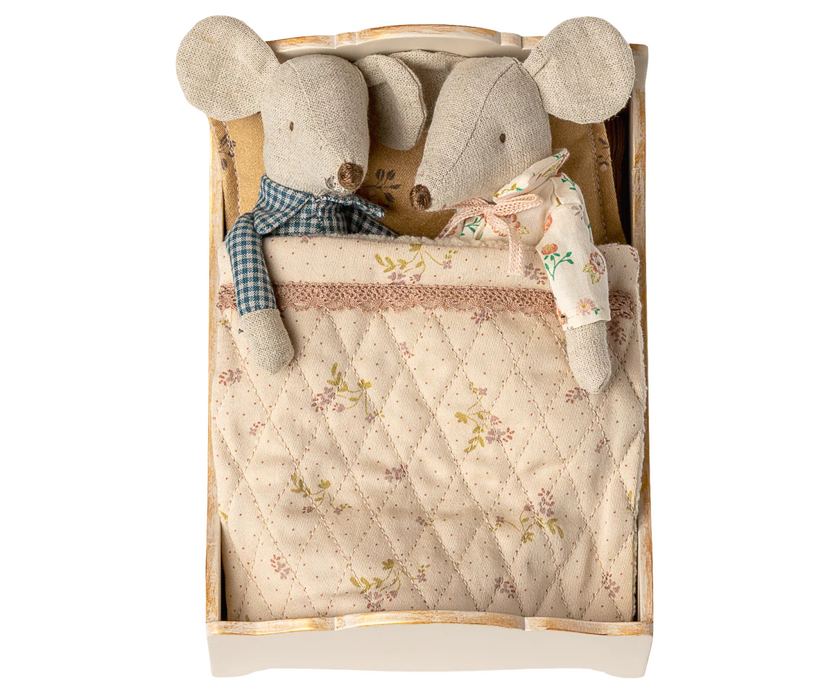 Bed, Mouse - Off White by Maileg - Image 5