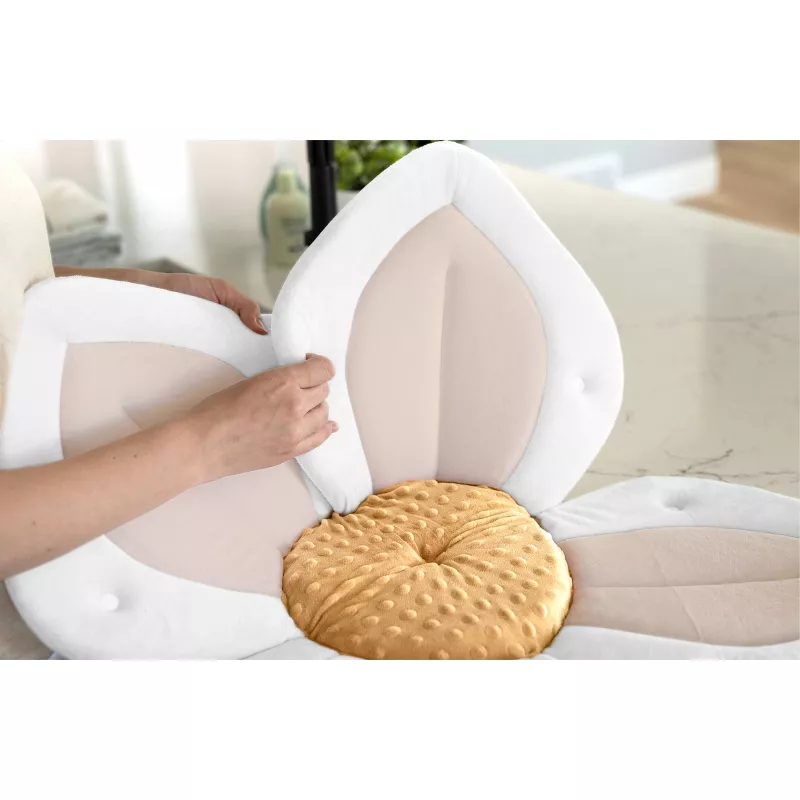 Blooming Bath Lotus with Snaps - White/Cream/Honey - Image 3