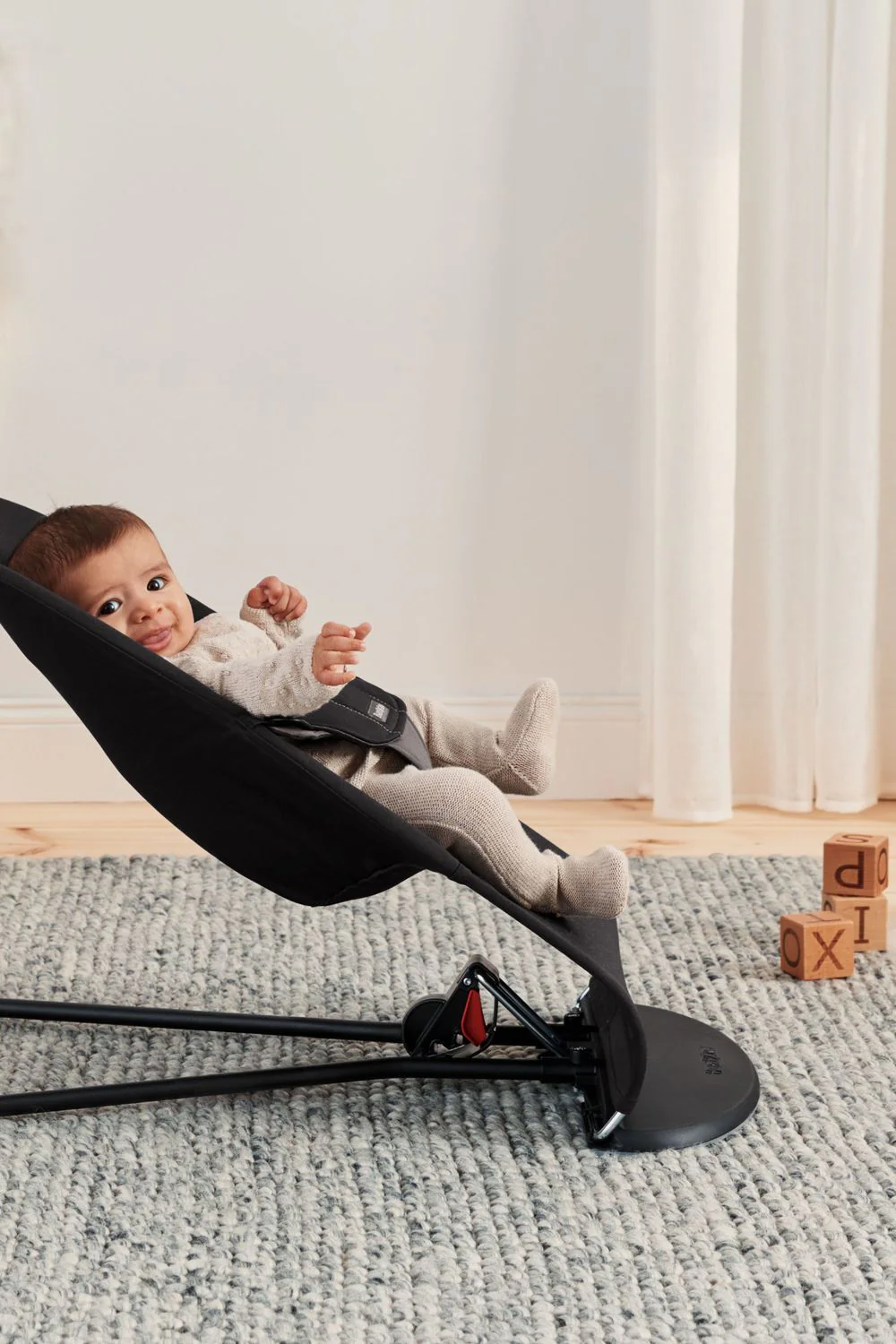 Bouncer Balance Soft - Black/Dark Grey Cotton by Baby Bjorn - Image 3