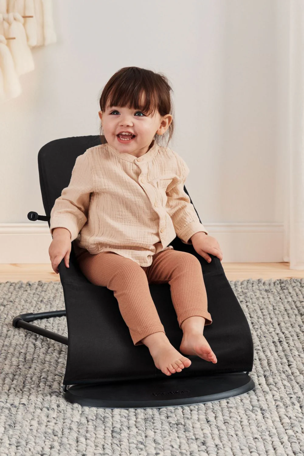Bouncer Balance Soft - Black/Dark Grey Cotton by Baby Bjorn - Image 4