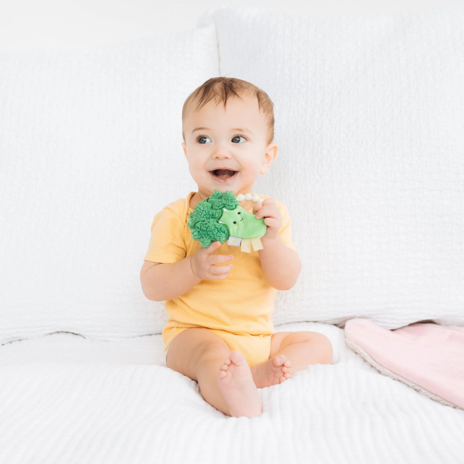 Broccoli Crinkle Baby Teether by Pearhead - Image 3