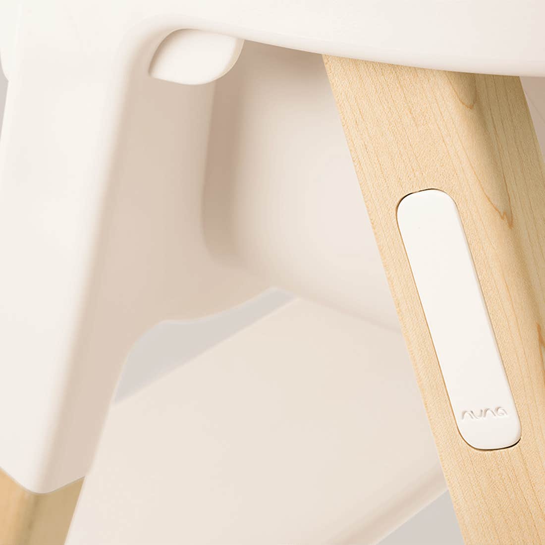 Bryn High Chair + Newborn Rocker Seat by Nuna - Image 19