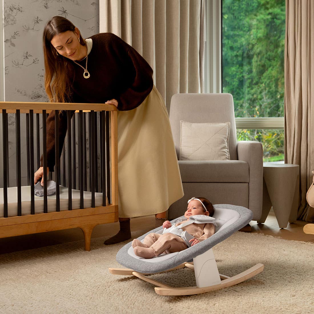 Bryn Newborn Rocker by Nuna - Image 6