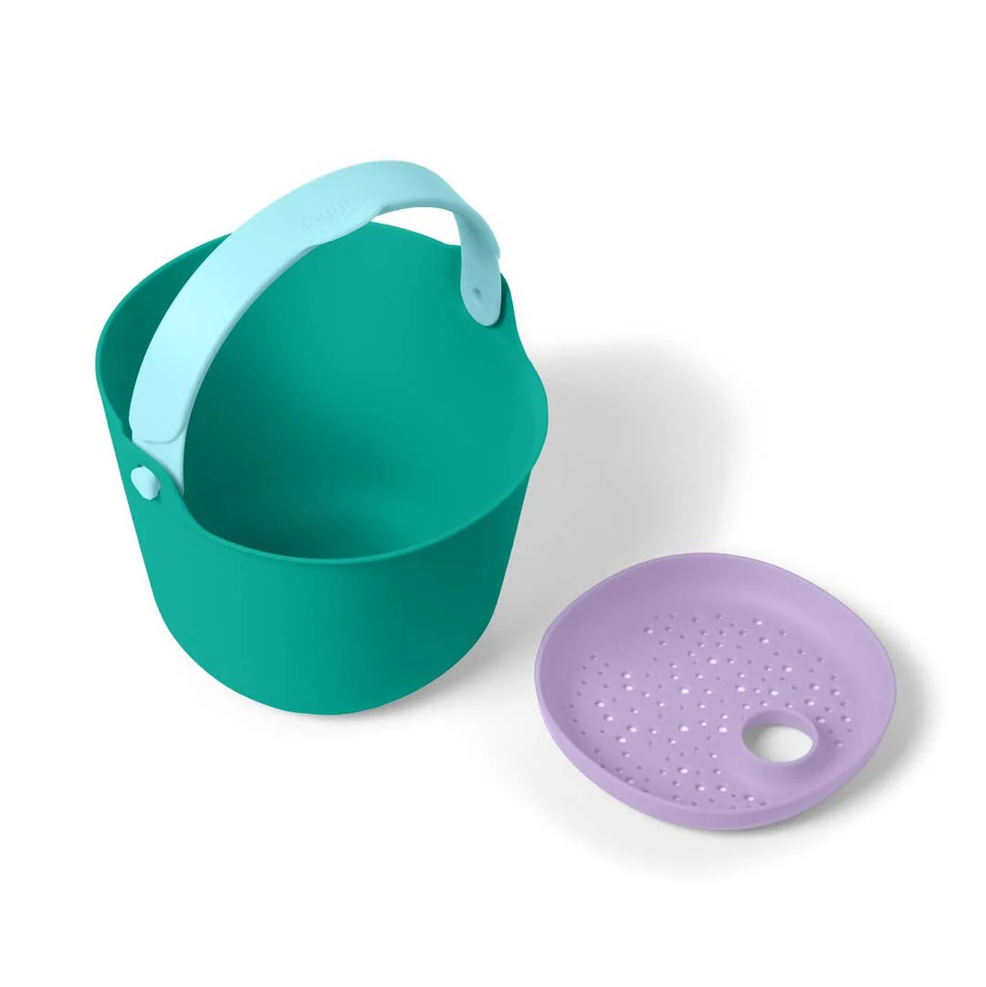 Bucki Beach Bucket and Sand Sifter - Garden Green by Quut Toys - Image 8
