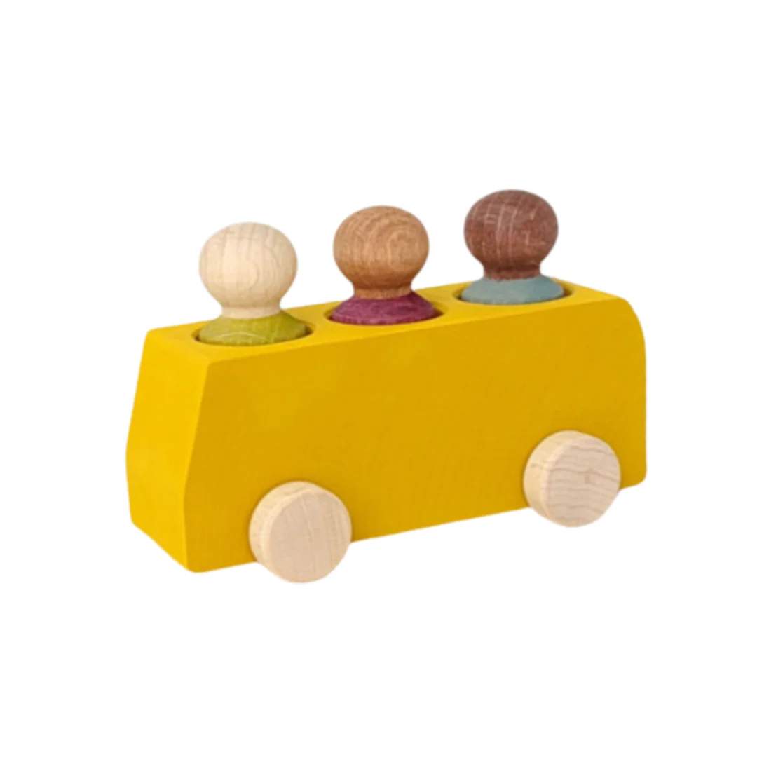 Bus with Figures - Yellow by Lubulona