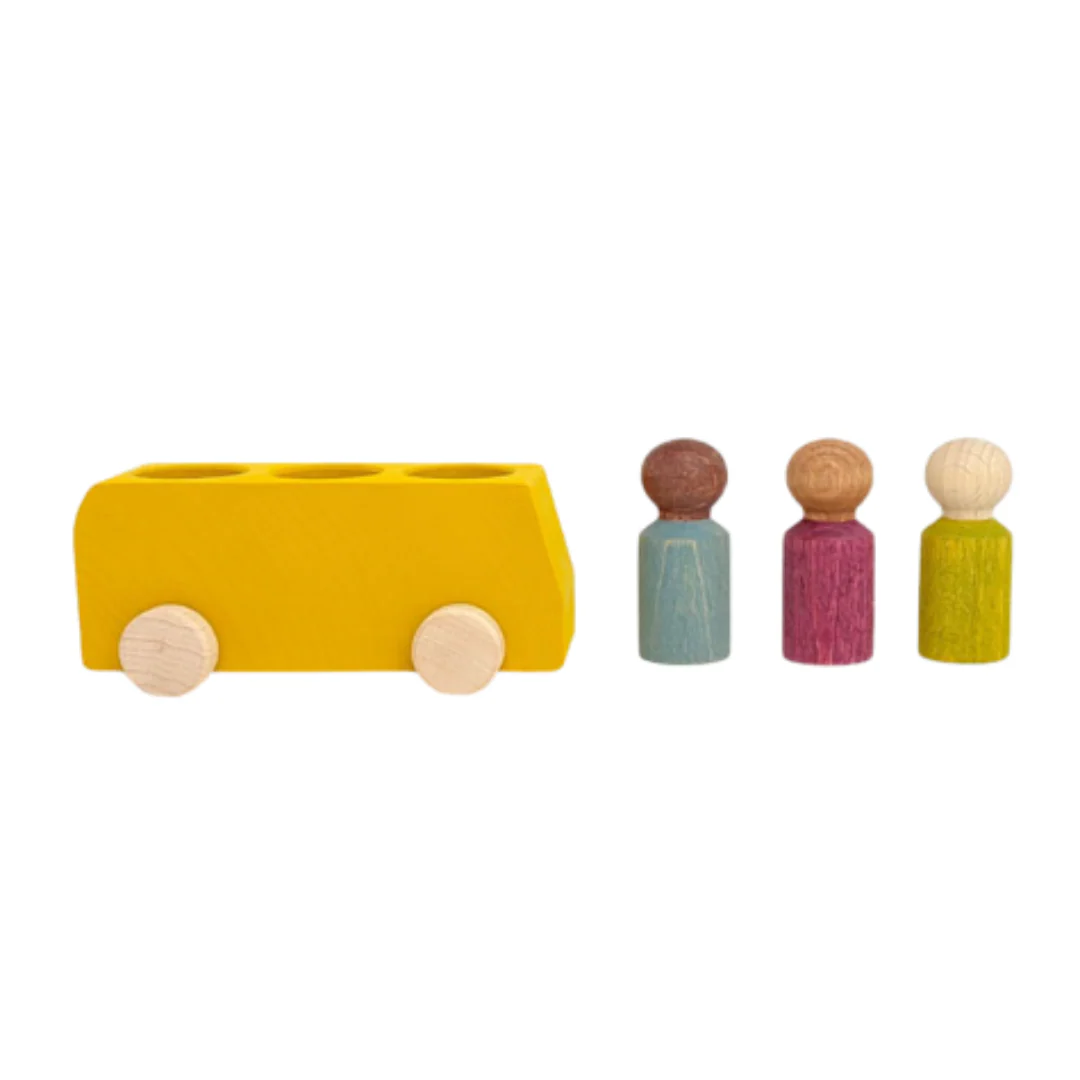 Bus with Figures - Yellow by Lubulona - Image 2