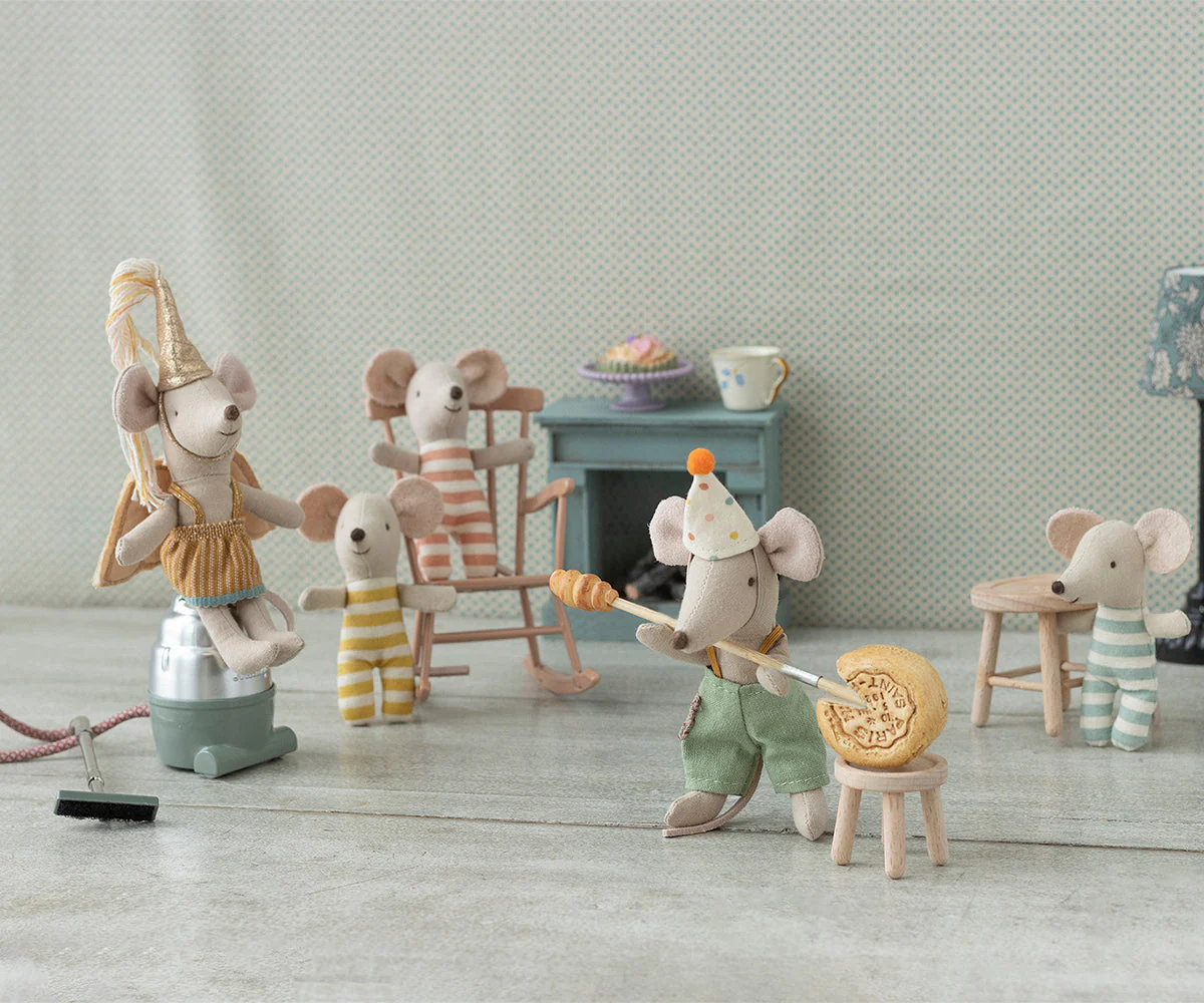 Clown Clothes in Suitcase, Little Brother Mouse by Maileg - Image 3
