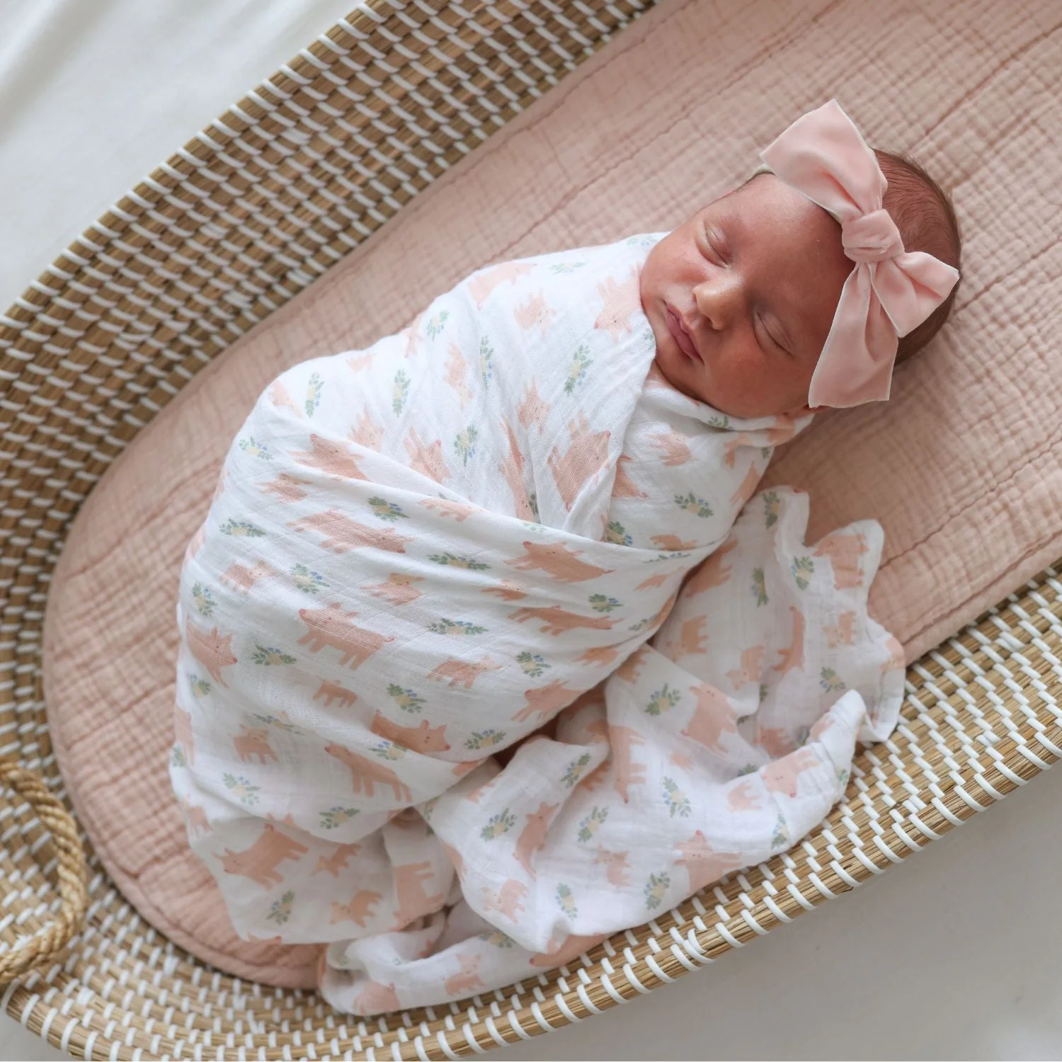 Cotton Muslin Swaddle - Piggy by Lulujo - Image 2