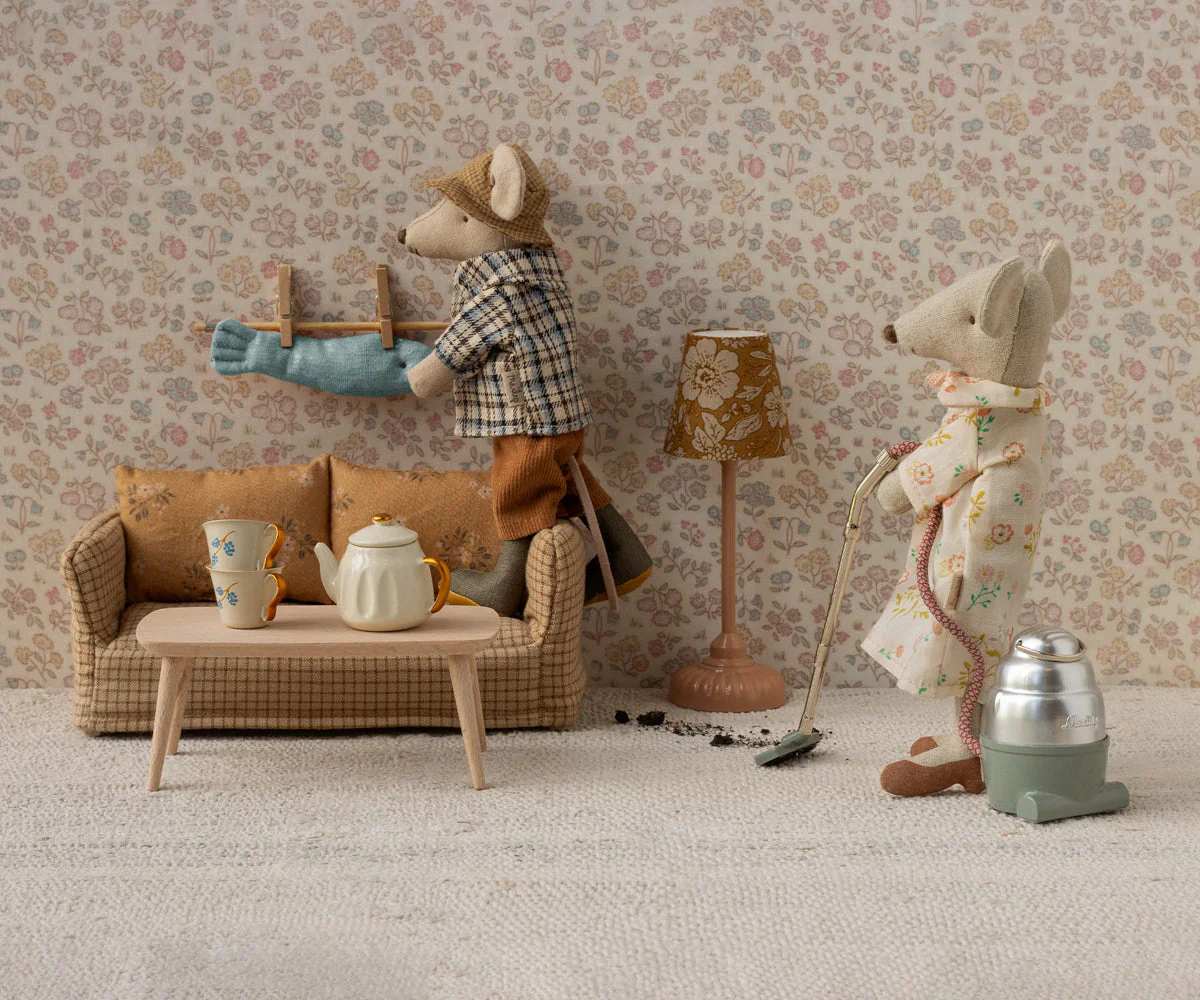 Couch, Mouse - Mable by Maileg - Image 2