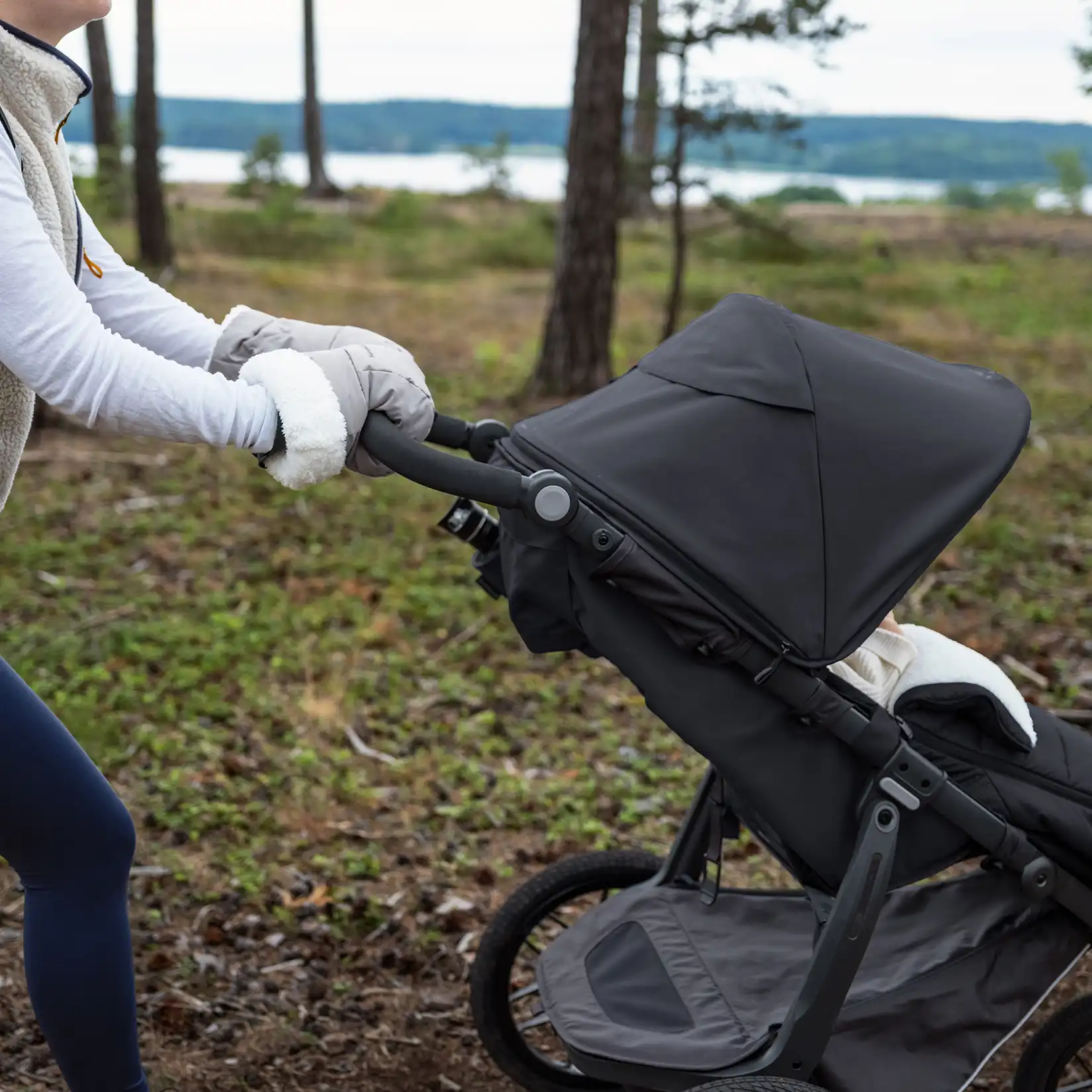 CozyHandmuffs by UPPAbaby - Image 2