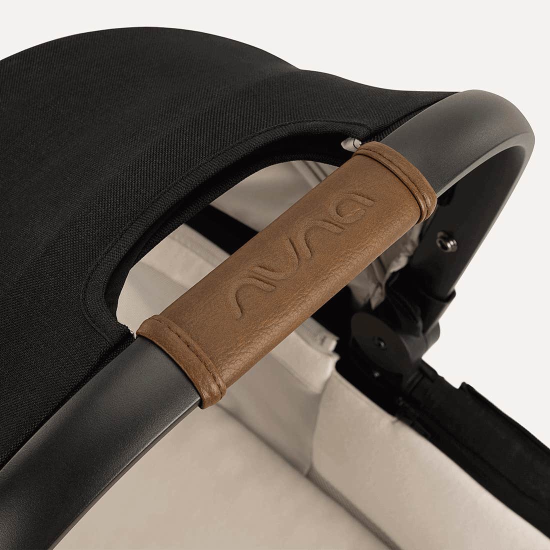 Demi Next Bassinet + Stand by Nuna - Image 18