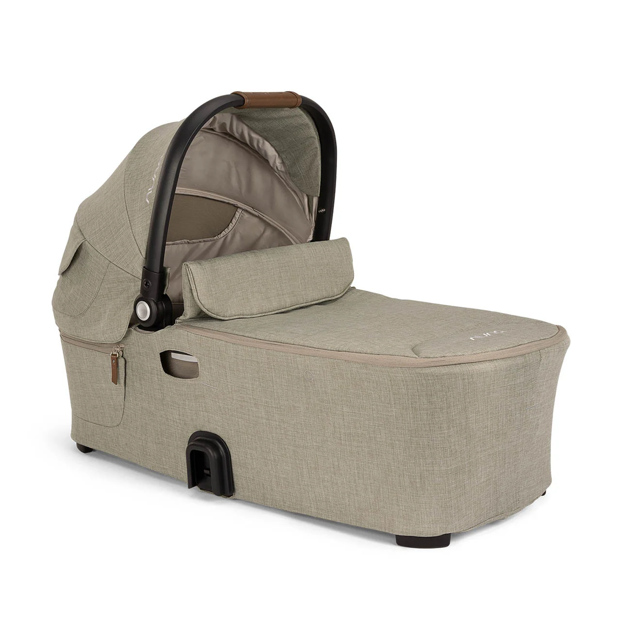 Demi Next Bassinet + Stand by Nuna - Image 9