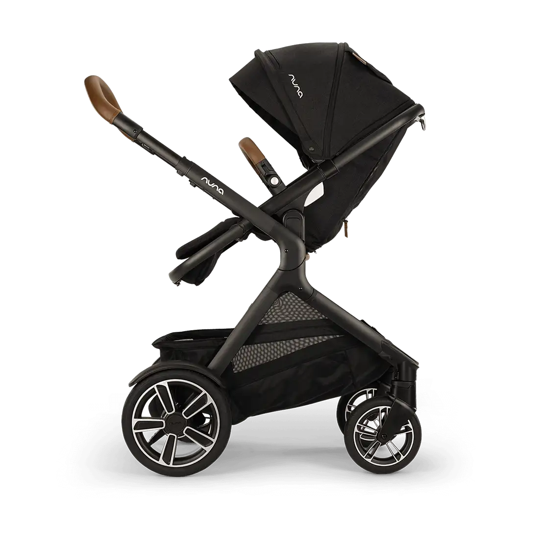 Demi Next + Pipa Aire RX Travel System by Nuna - Image 13