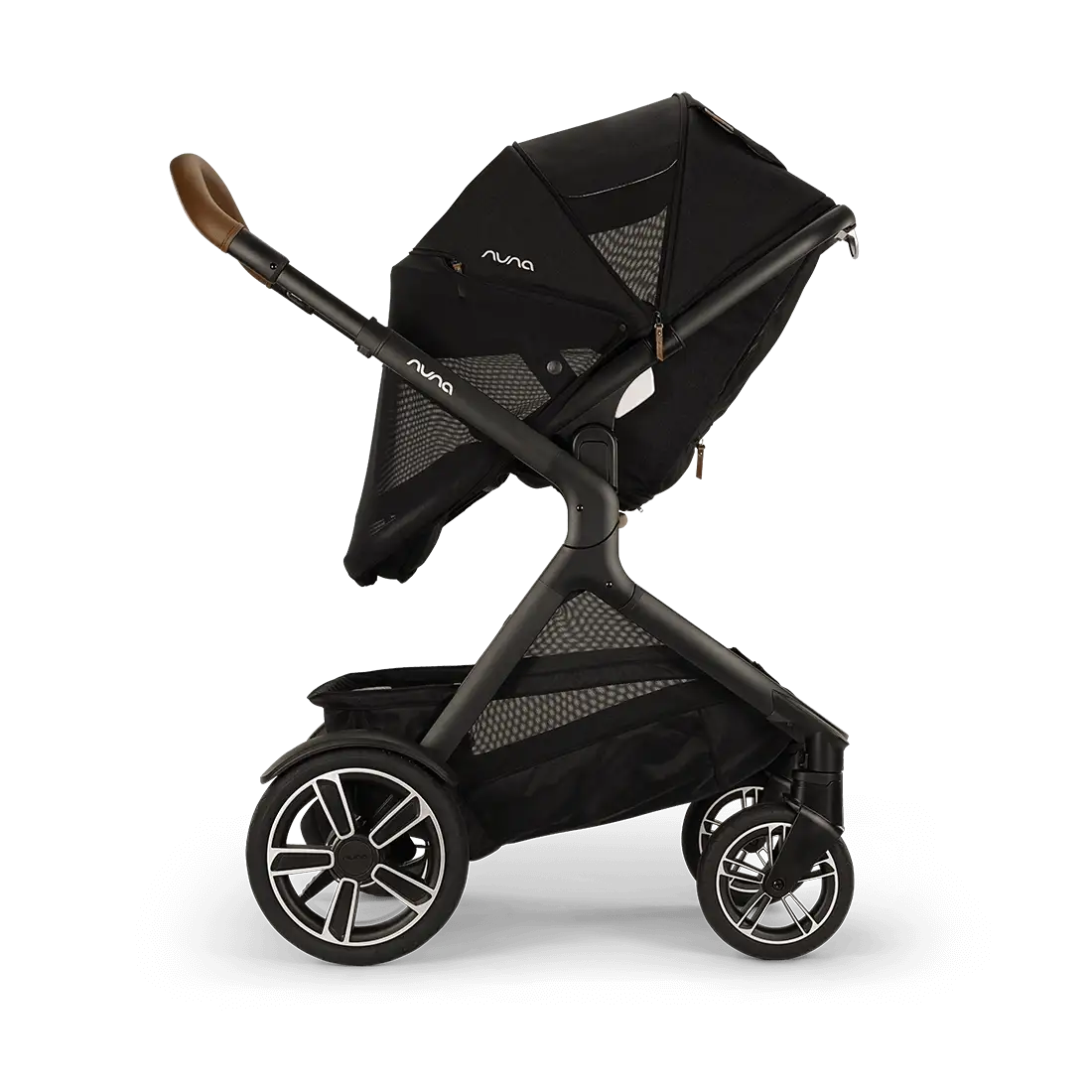 Demi Next + Pipa Aire RX Travel System by Nuna - Image 14