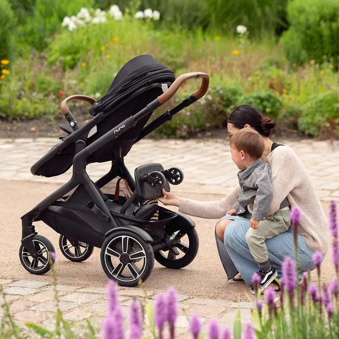 Demi Next + Pipa Aire RX Travel System by Nuna - Image 3