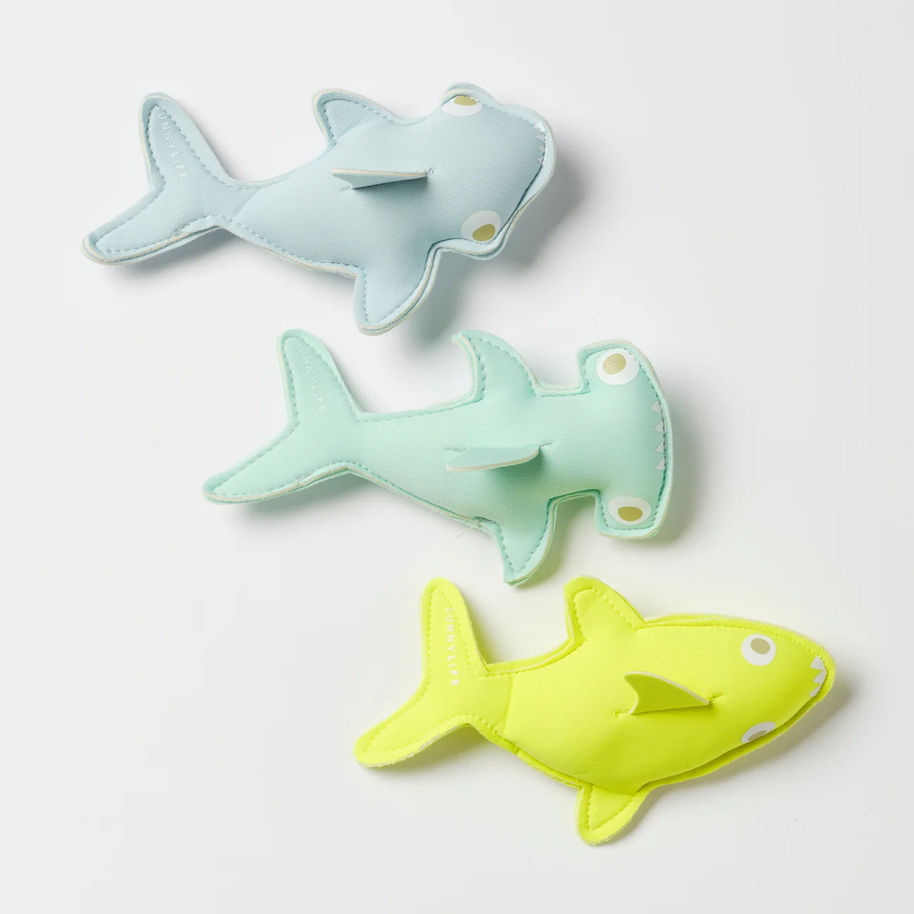 Dive Buddies Set of 3 - Salty the Shark by Sunnylife - Image 4