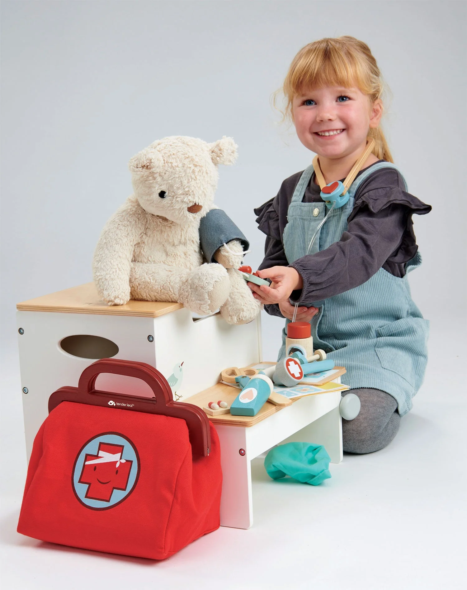 Doctor's Bag by Tender Leaf Toys - Image 5