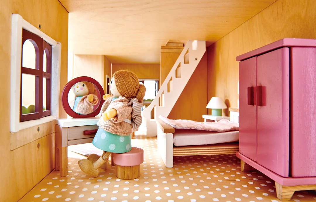 Dolls House Bedroom Wooden Furniture by Tender Leaf Toys - Image 8