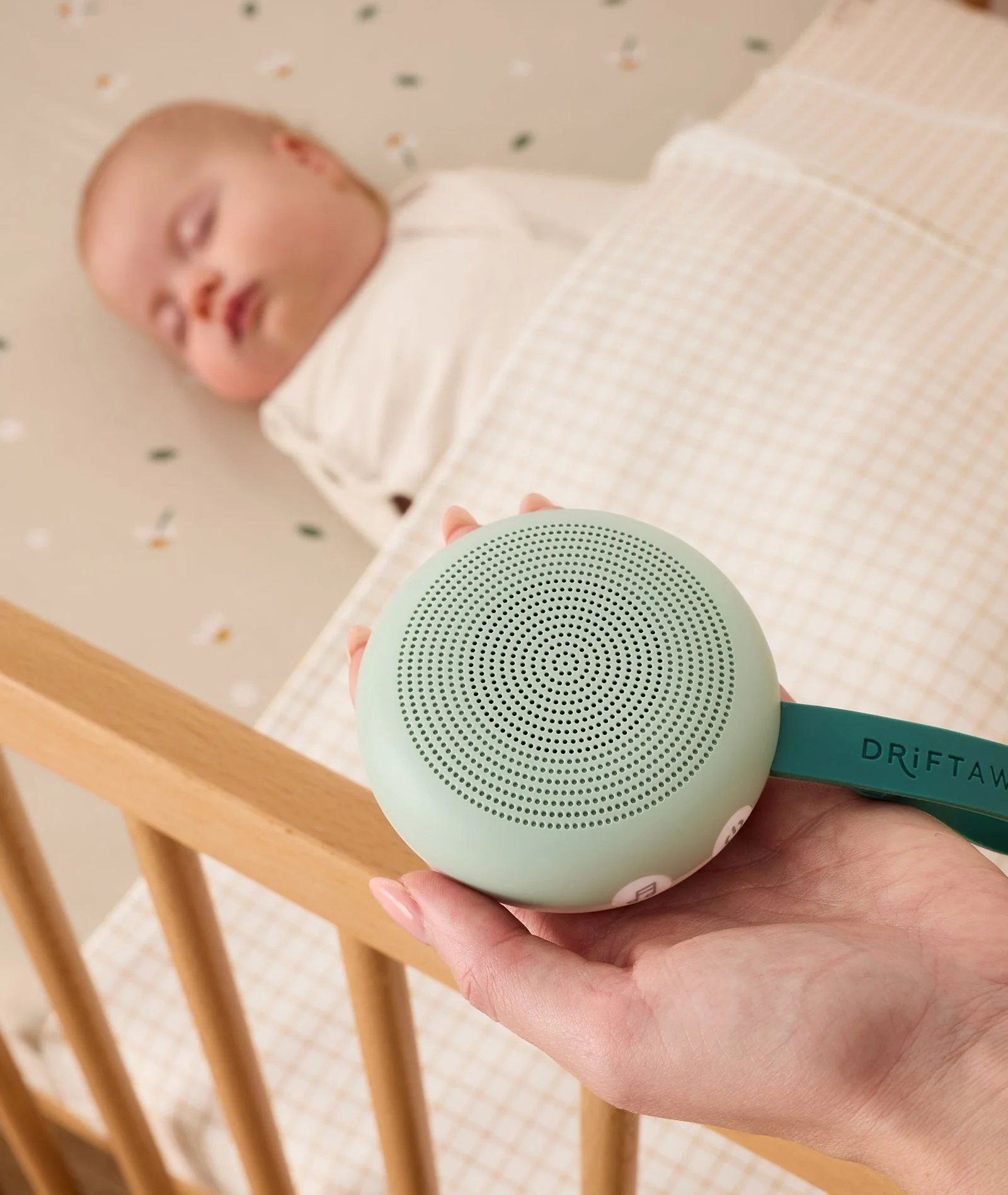 Drift Away White Noise Machine - Sage by Ergopouch - Image 2