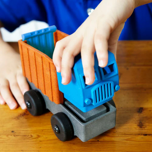 Dump Truck by Luke's Toy Factory - Image 4