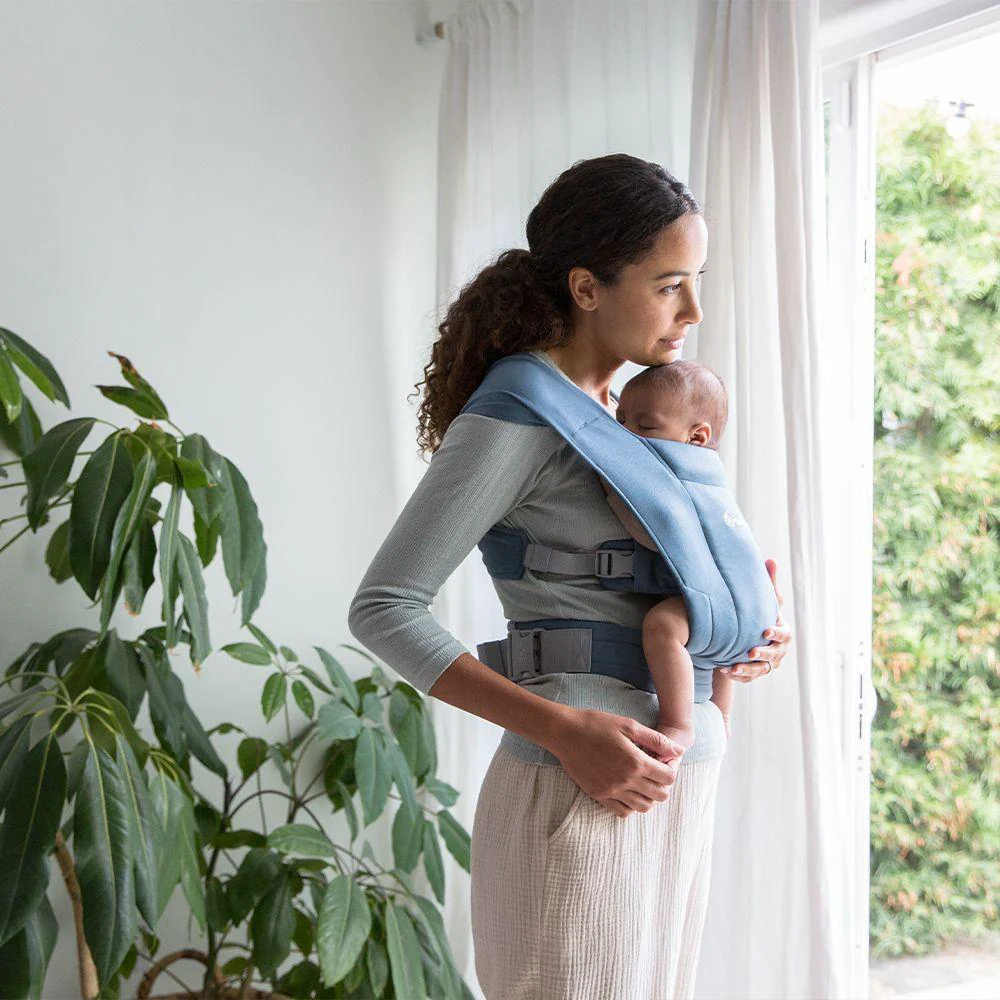 Embrace Carrier by Ergobaby - Image 5
