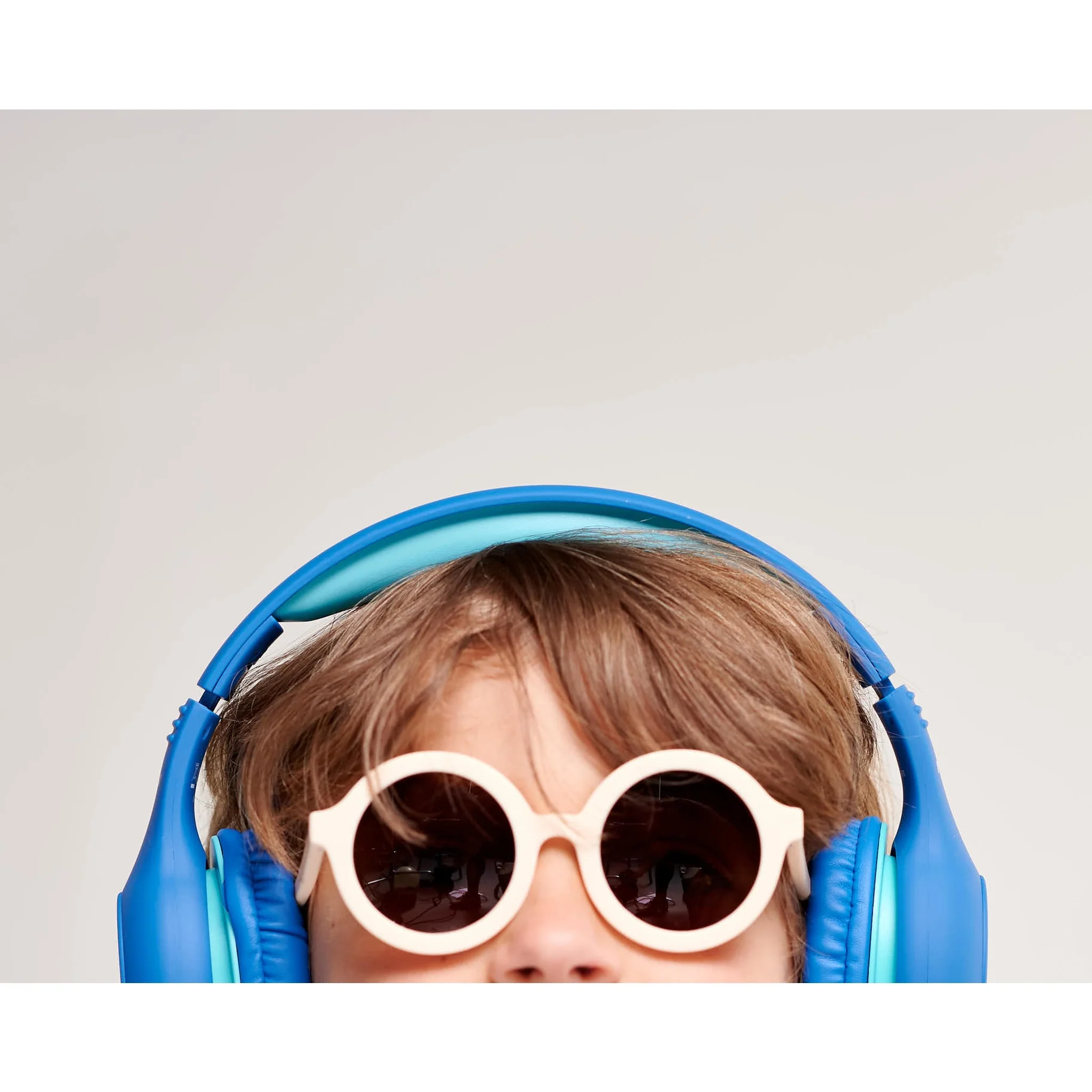 Euro Round Sunglasses - Sweet Cream with Amber Lens by Babiators - Image 4