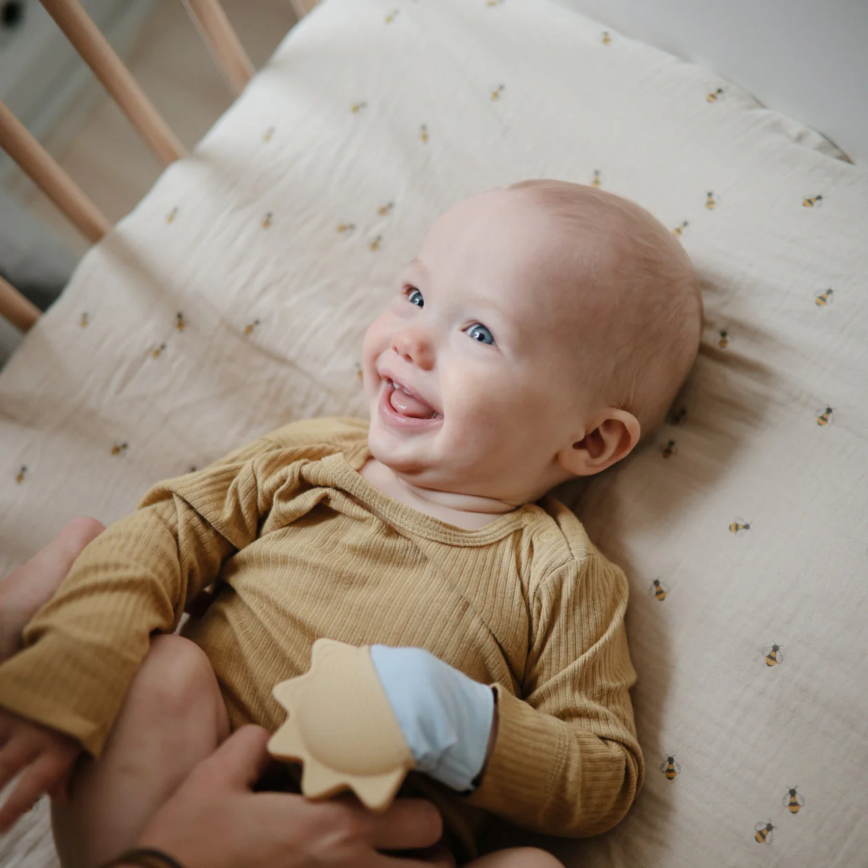 Extra Soft Muslin Crib Sheet - Kites by Mushie & Co - Image 4