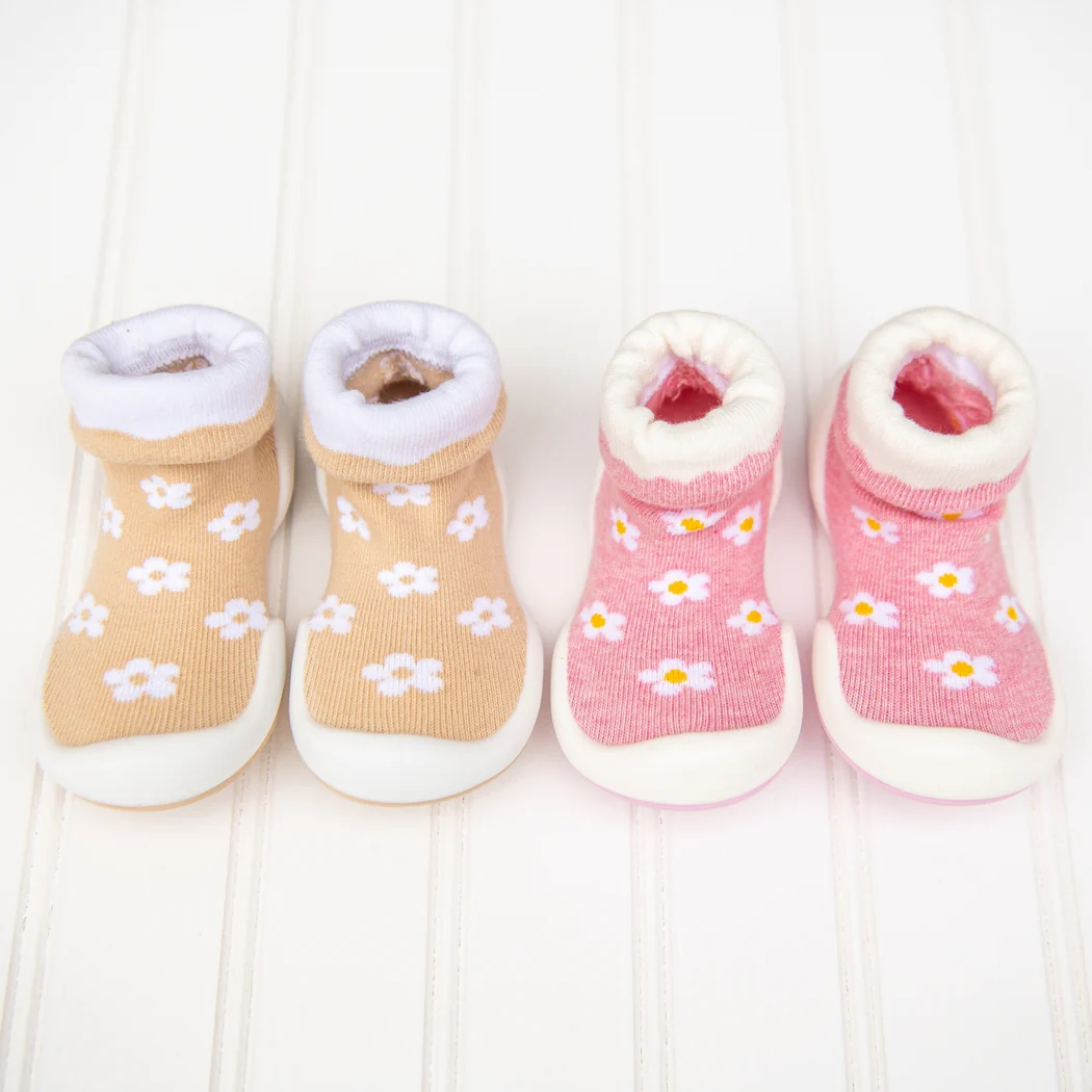 First Walker Baby Sock Shoes - Daisies - Latte by Komuello - Image 3