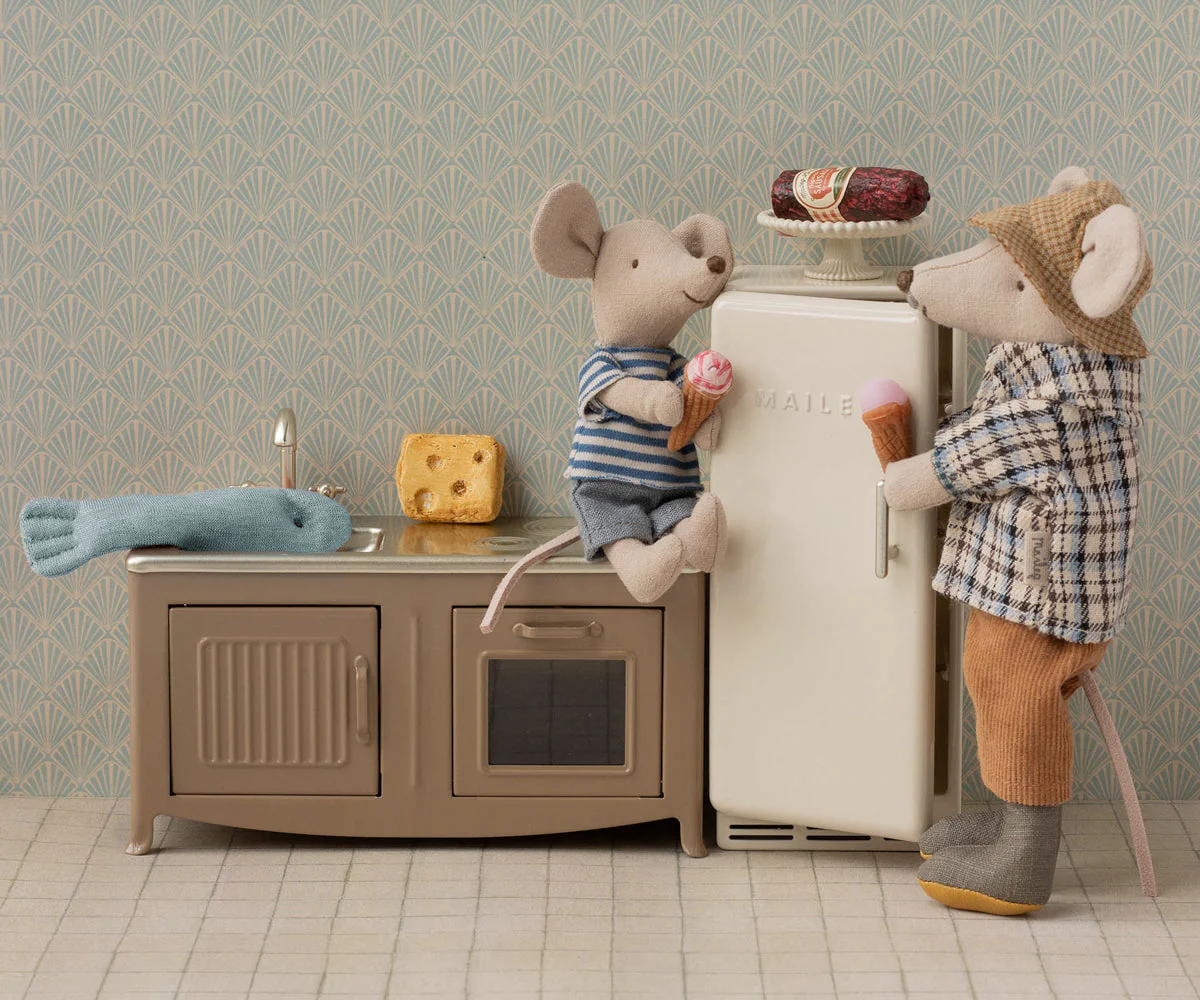 Fridge, Mouse - Off White by Maileg - Image 2