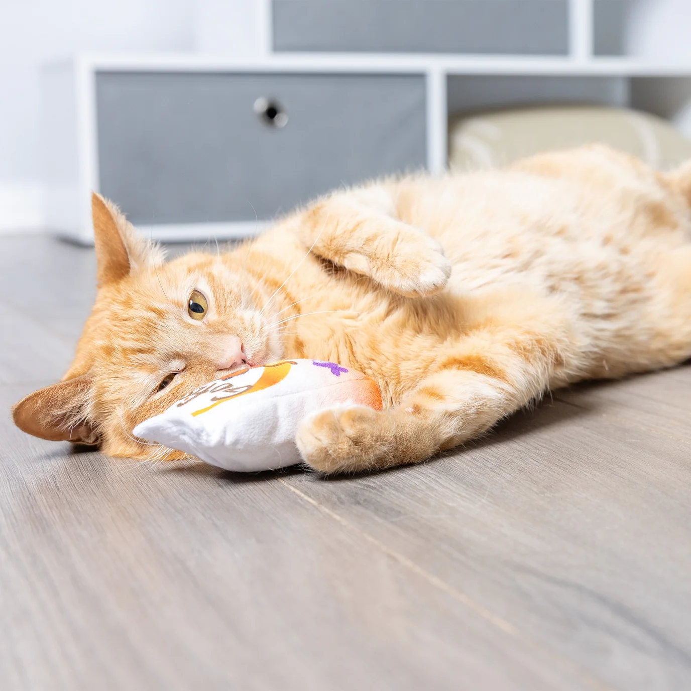 Go Fish Phishy Cat Toy by Huxley & Kent - Image 8
