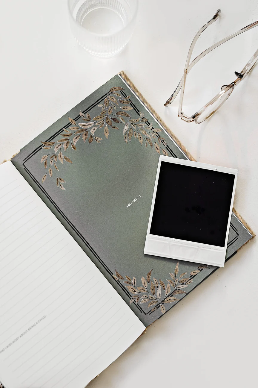 Grandma's Story: A Memory and Keepsake Journal For My Family - Image 2
