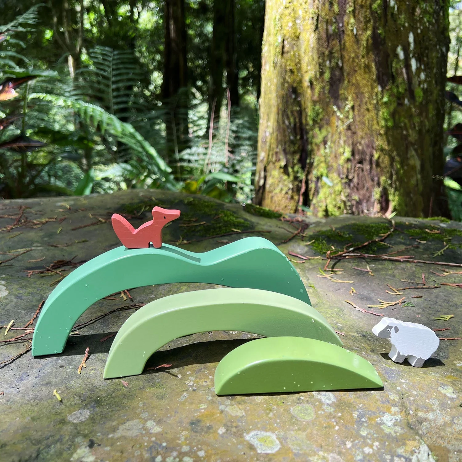 Green Hills View by Tender Leaf Toys - Image 2