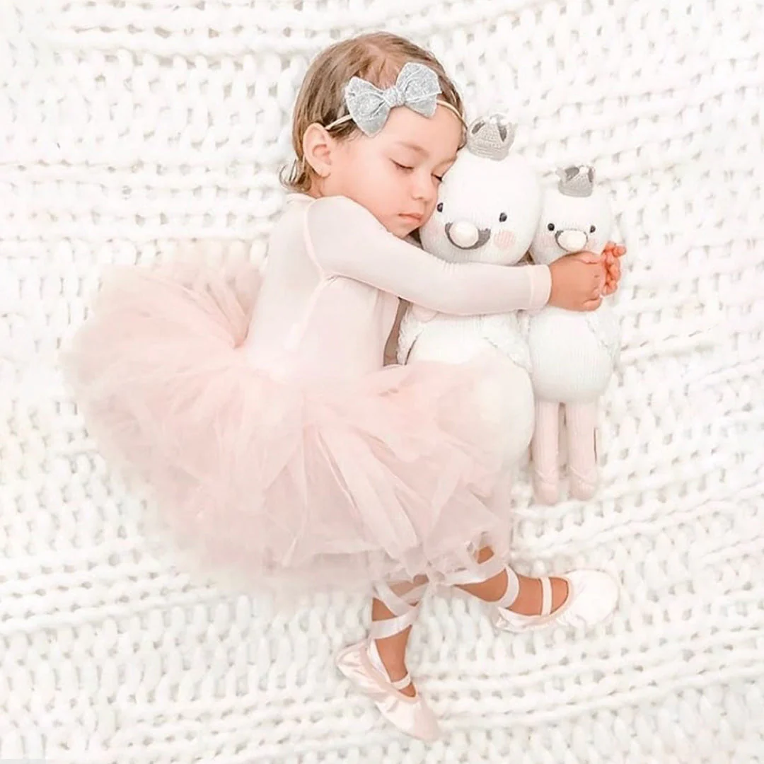 Harlow the Swan by Cuddle + Kind - Image 10