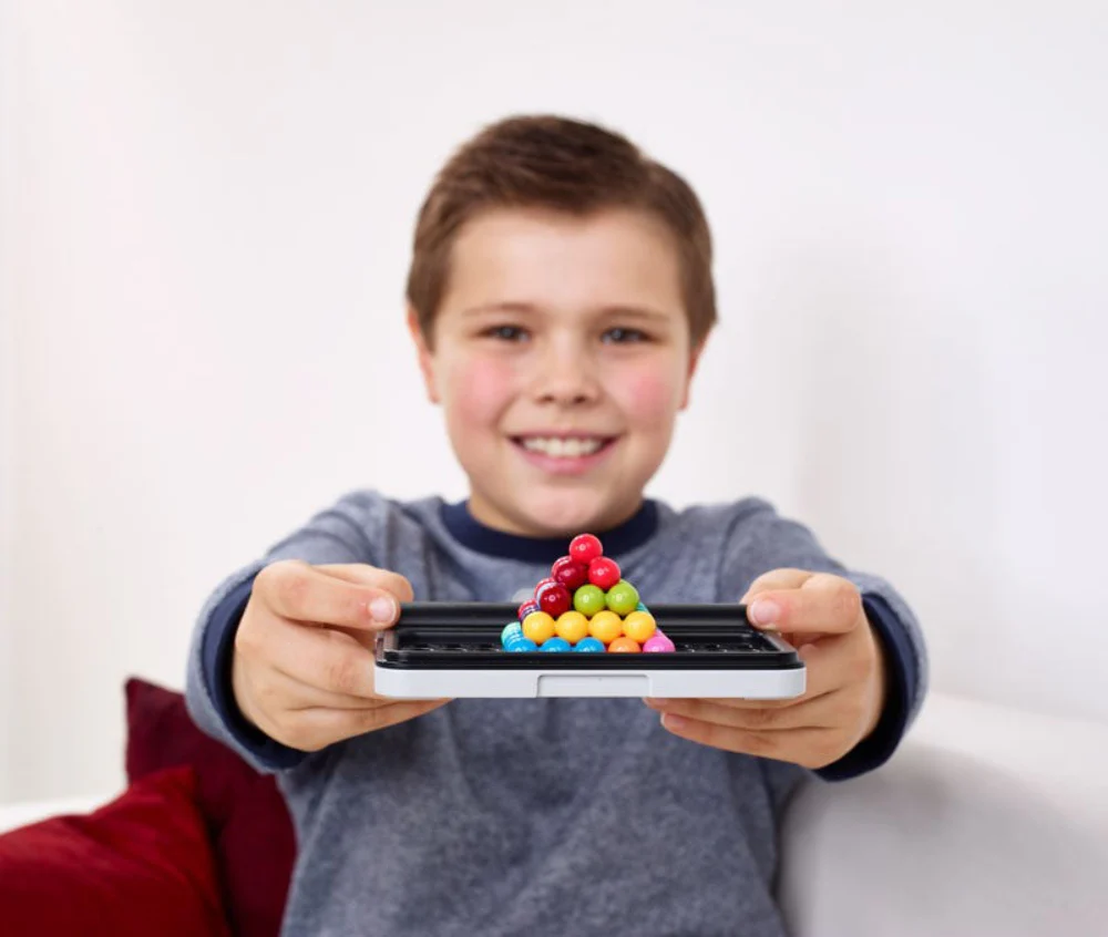 IQ Puzzler Pro Game by Smart Toys and Games - Image 2