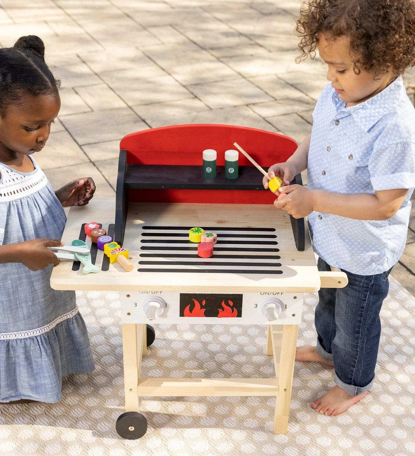 Jr Grill Master's Wooden BBQ Grill Set with Accessories by HearthSong - Image 5