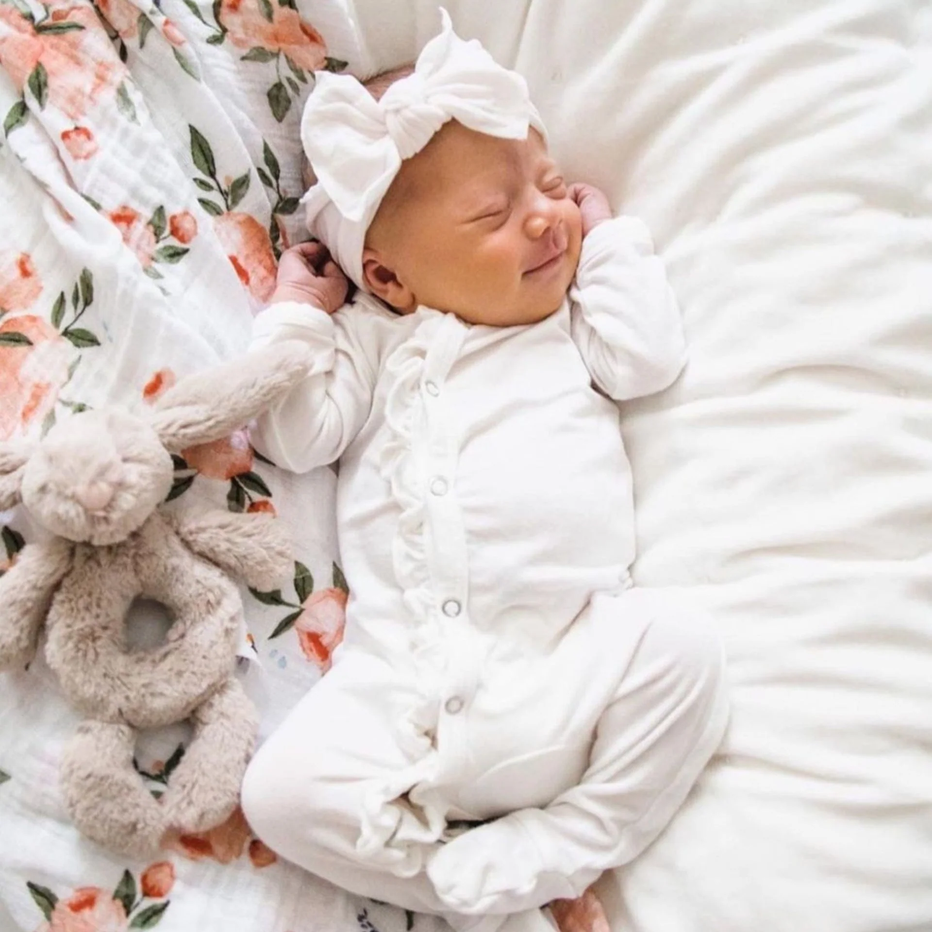 Knot Headband - White by Baby Bling - Image 2