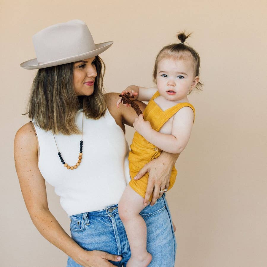 Knox Teething Necklace by Chewable Charm - Image 2
