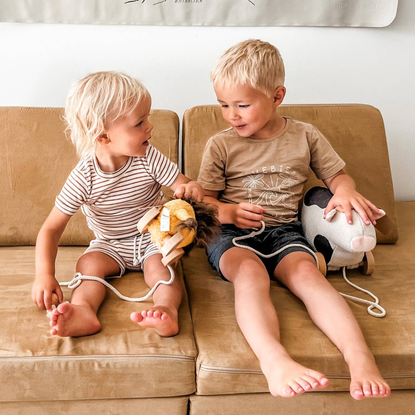 Leo Pull Along Toy by Little Lamb Kind - Image 4