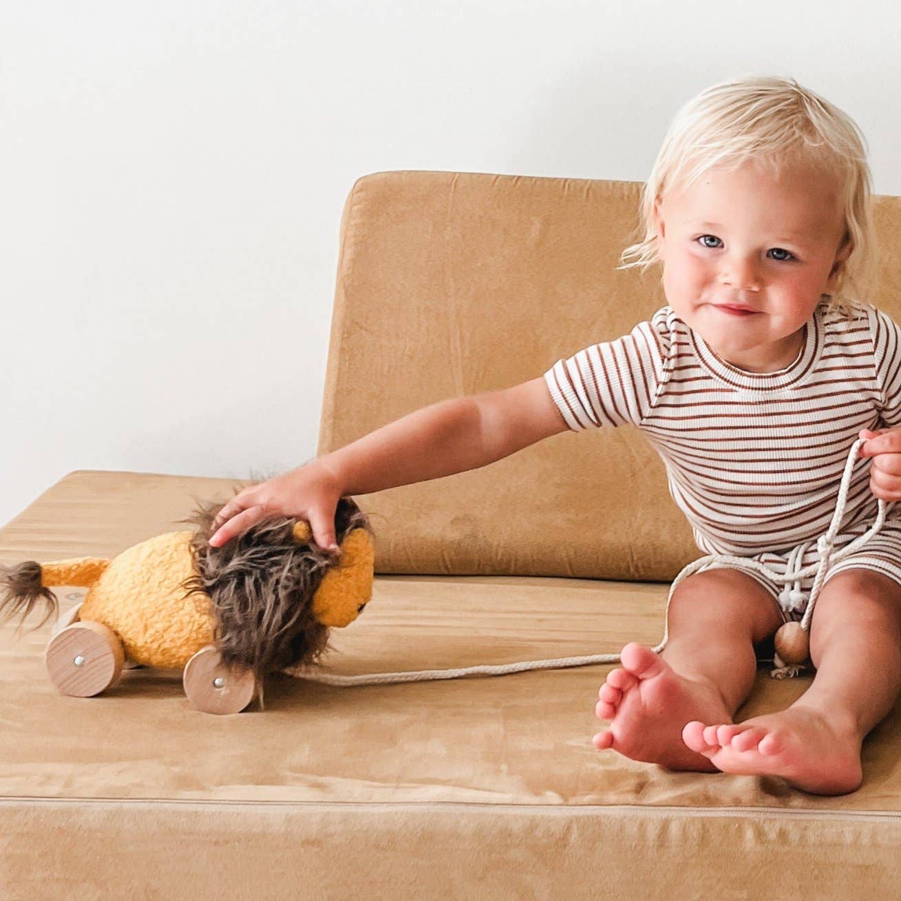 Leo Pull Along Toy by Little Lamb Kind - Image 5