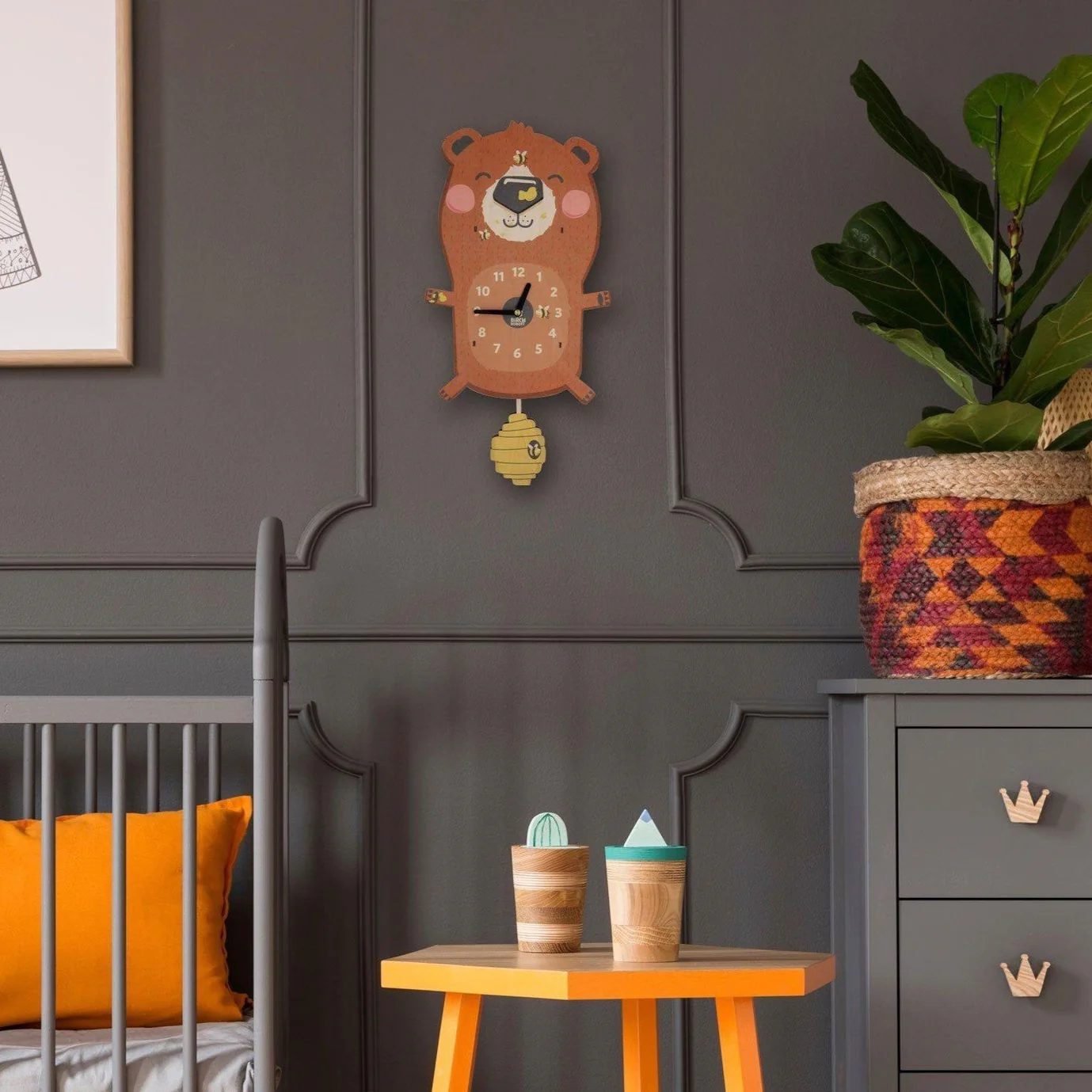 Linus the Bear Single Pendulum Clock by Birch Robot - Image 3