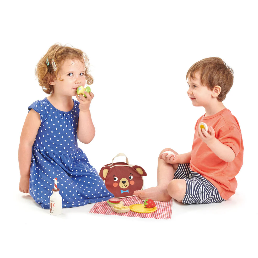 Little Bear's Picnic by Tender Leaf Toys - Image 2