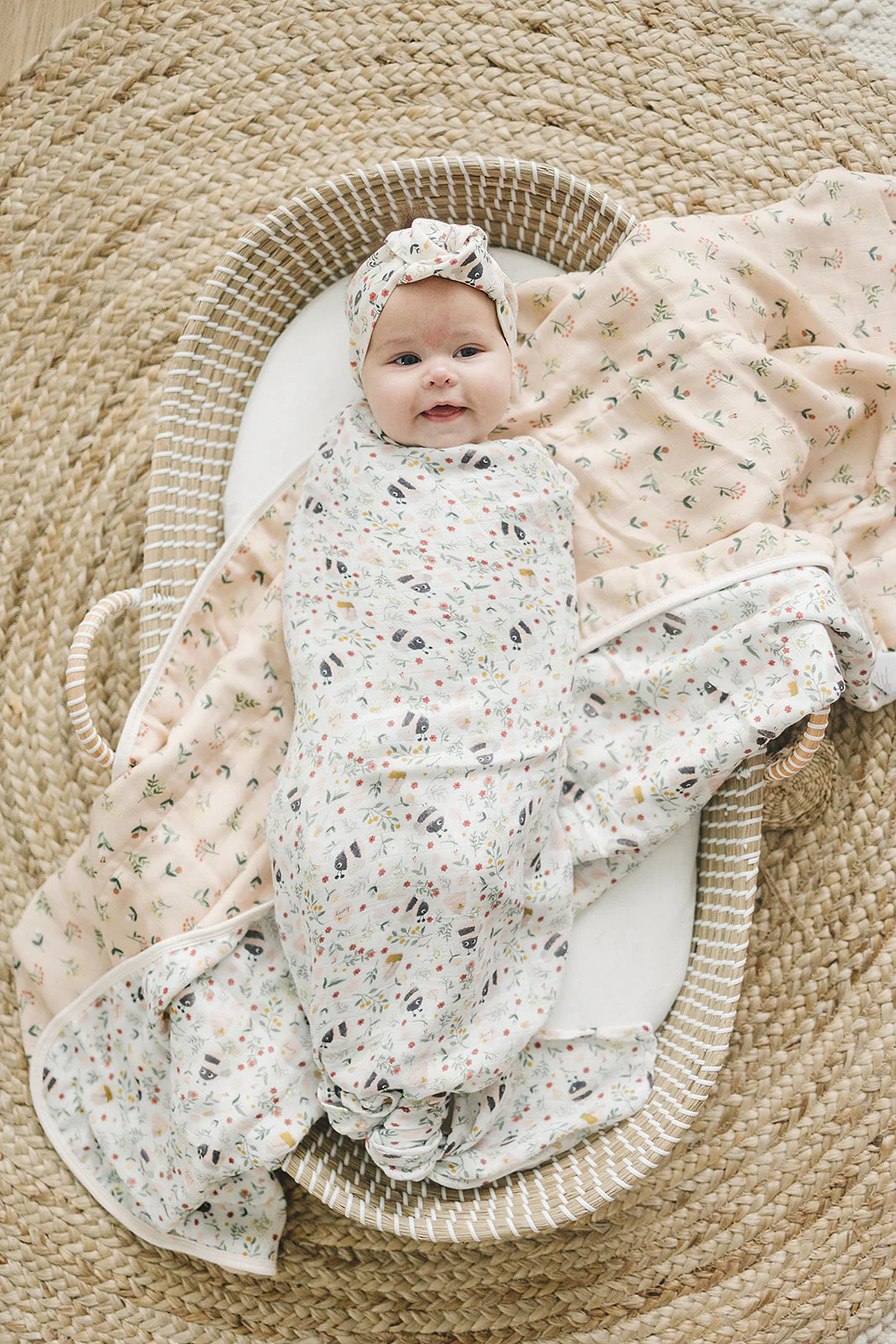 Luxe Muslin Swaddle - Bumblebees by Loulou Lollipop - Image 2