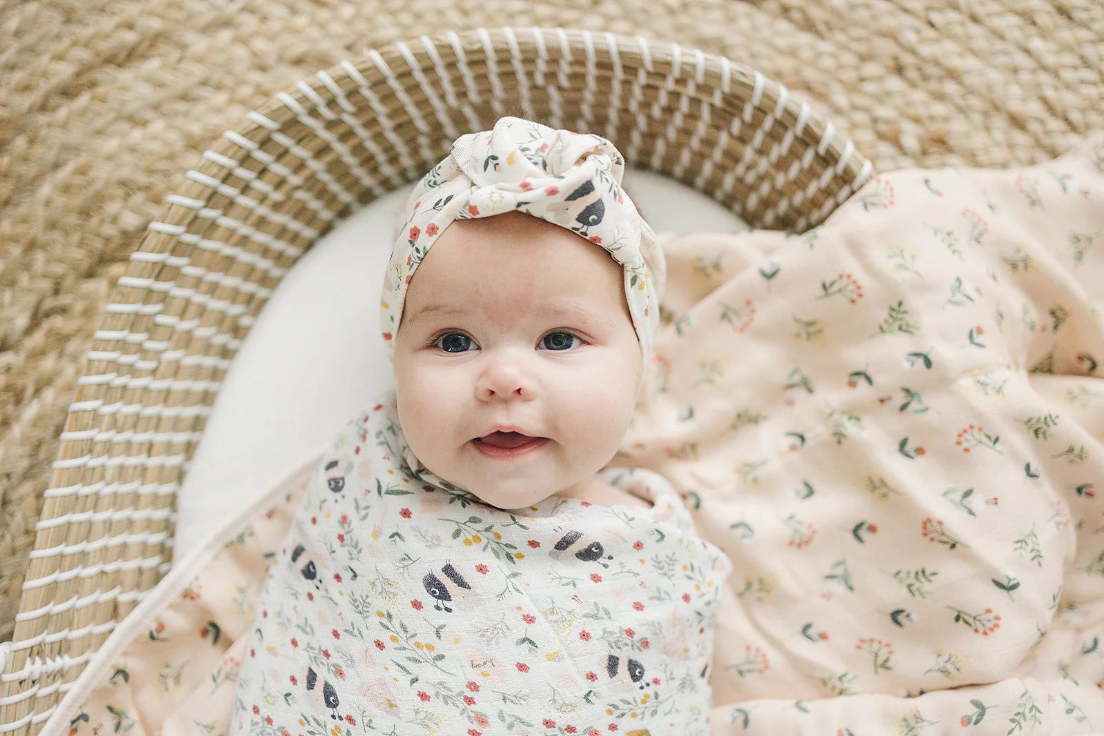 Luxe Muslin Swaddle - Bumblebees by Loulou Lollipop - Image 3